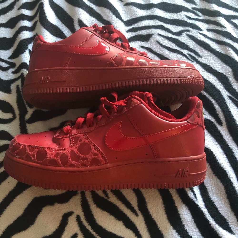 Women Nike size 8